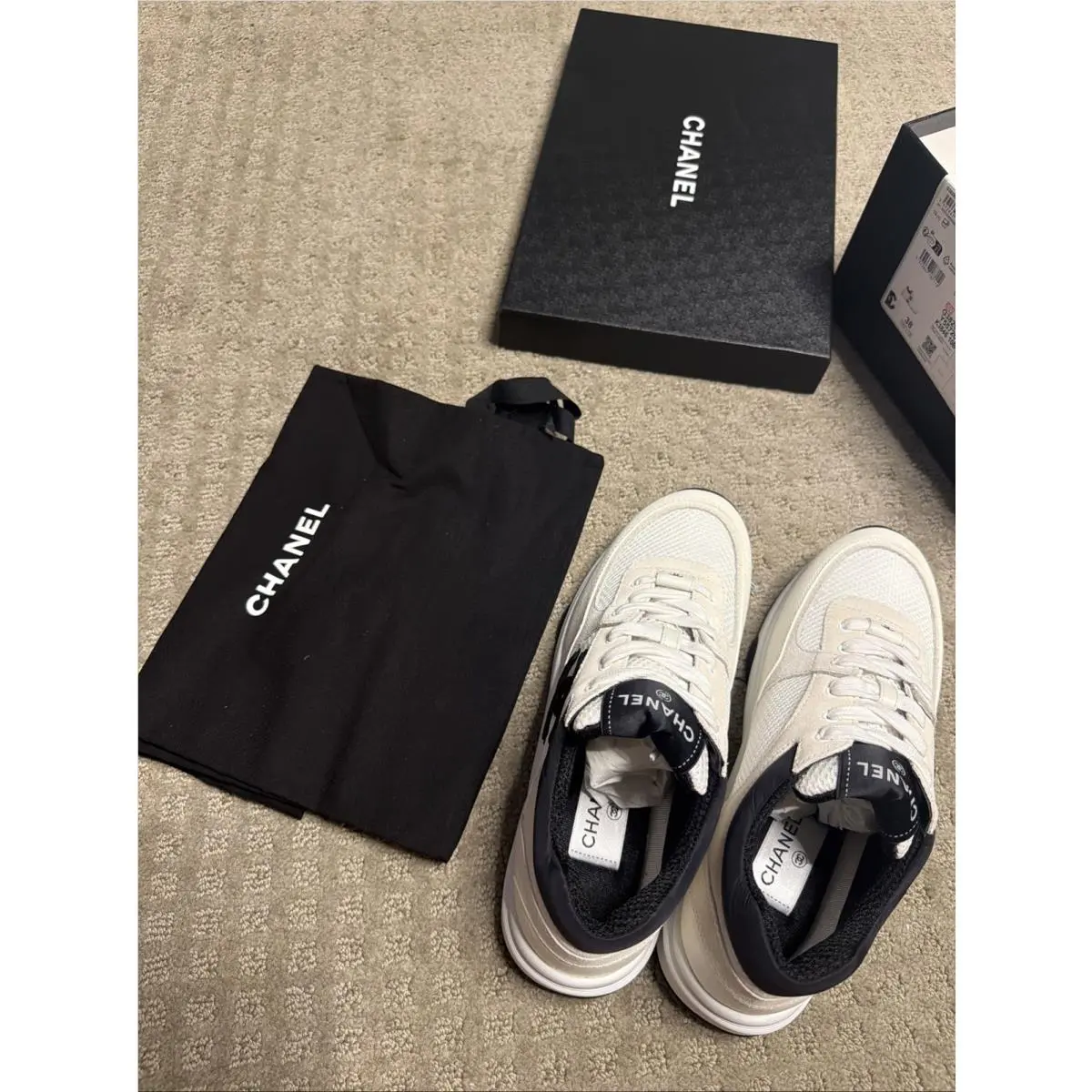 Chanel shoes - Chanel Sneaker - Sneaker - G38299-Y55720-K3846 10B - White 8