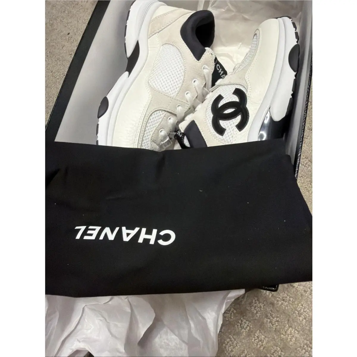 Chanel shoes - Chanel Sneaker - Sneaker - G38299-Y55720-K3846 10B - White 10