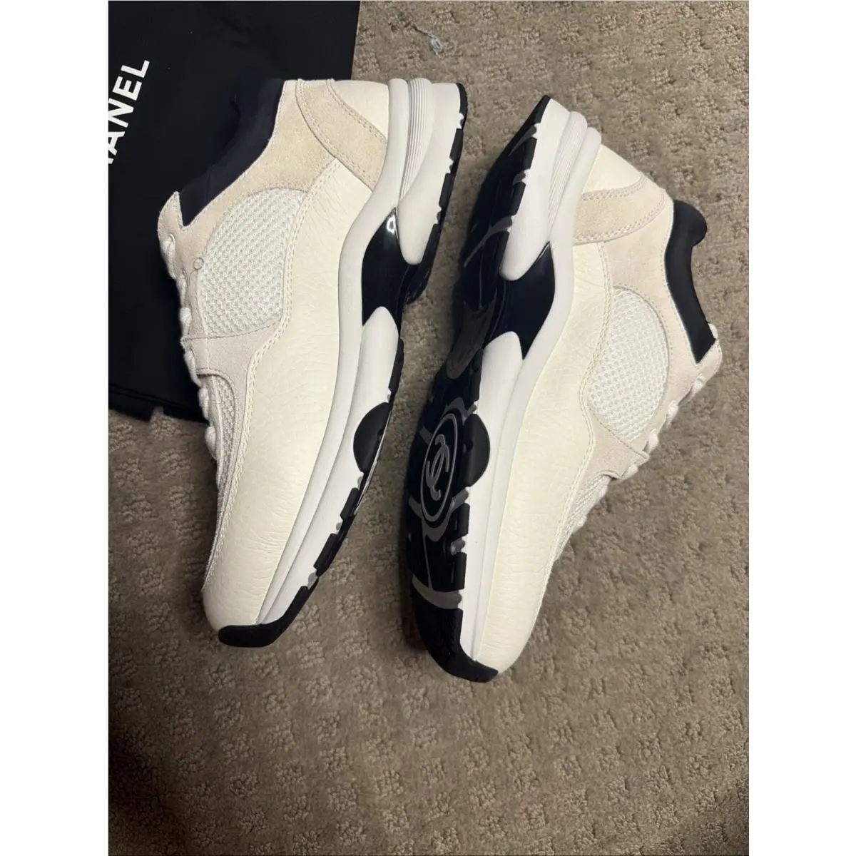 Chanel shoes - Chanel Sneaker - Sneaker - G38299-Y55720-K3846 10B - White 0