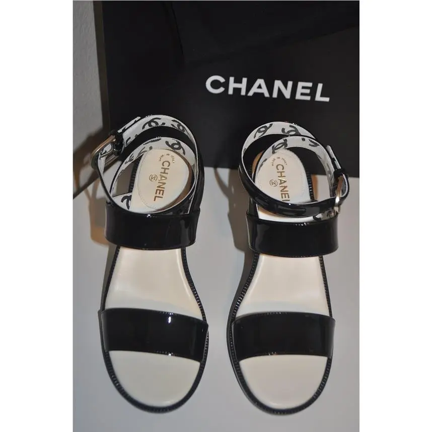 Chanel shoes - Black / Ivory 1