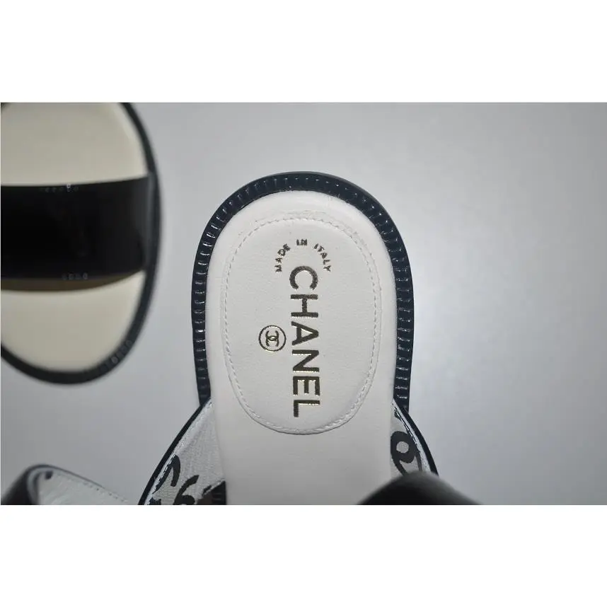 Chanel shoes - Black / Ivory 2
