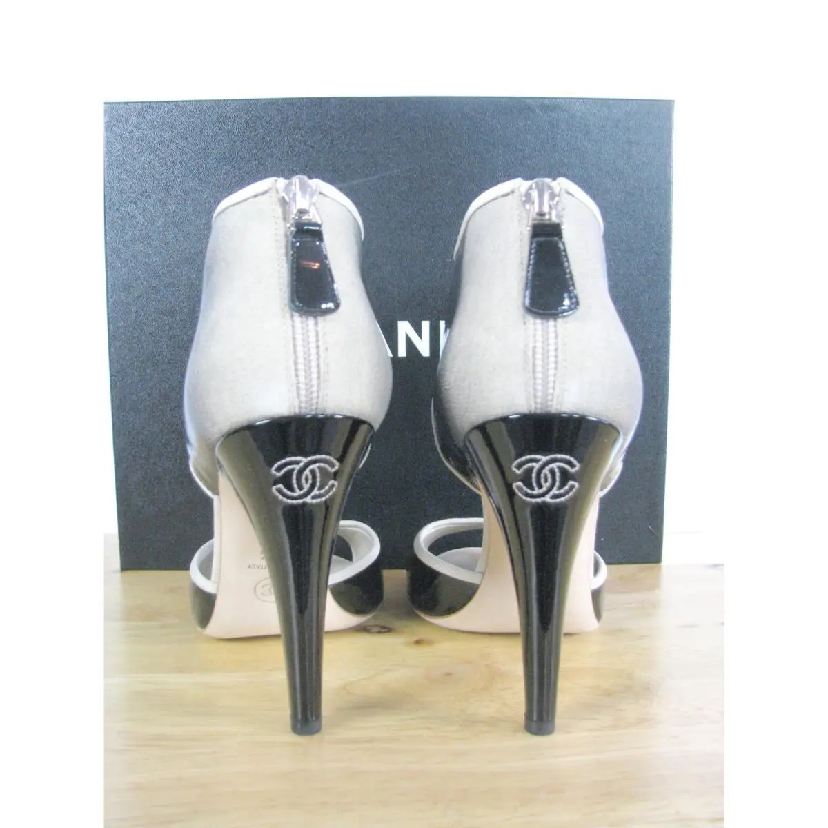Chanel shoes - Ombre - Black fading to gray, Main: Black fading to gray 0