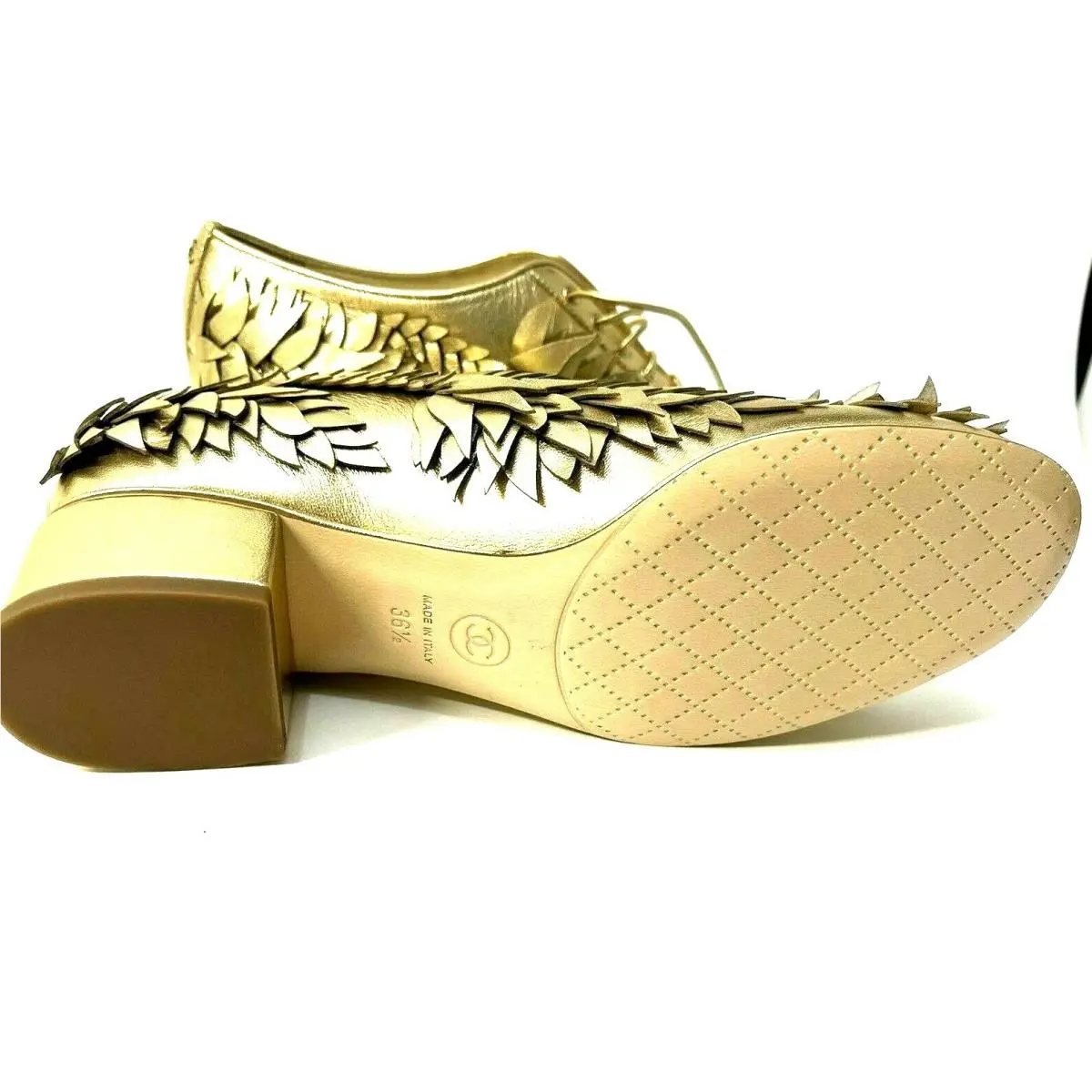 Chanel shoes - Gold 9