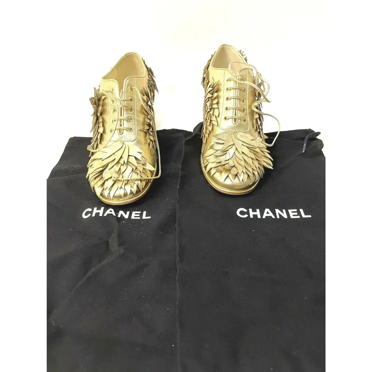 Chanel shoes - Gold 0