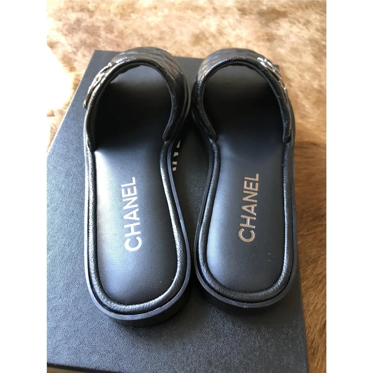 Chanel shoes - Chanel S22 G38794 - Black 4