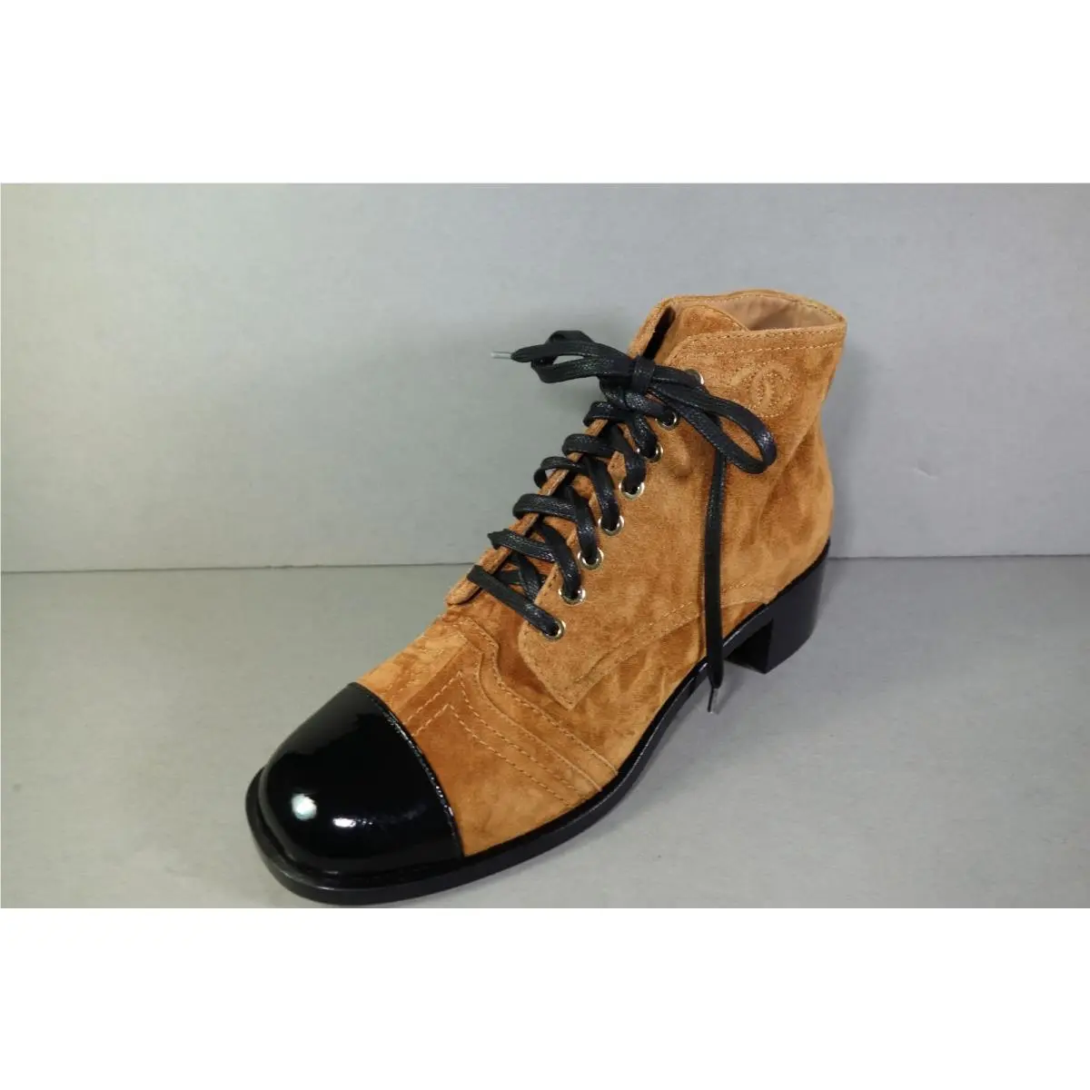 Chanel shoes - Chanel short boots - short boots - Beige, s: Caramel Beige & Black (UPC: 3572641966344) 5