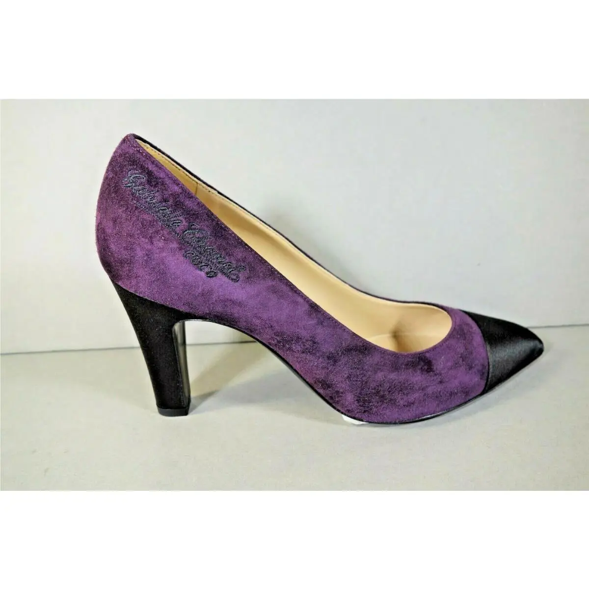 Chanel shoes - Chanel cap toe Classic pumps - Black & Dark Purple (UPC: 3572640014800) 6