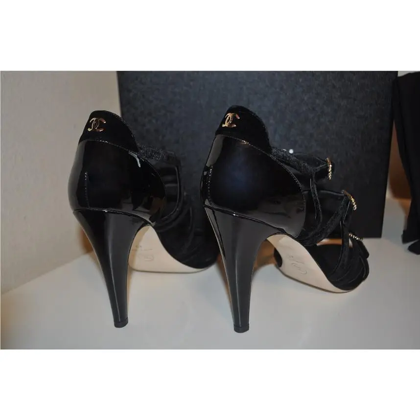 Chanel shoes - Black 5