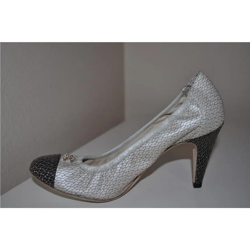 Chanel shoes - Beige, :: Black 1