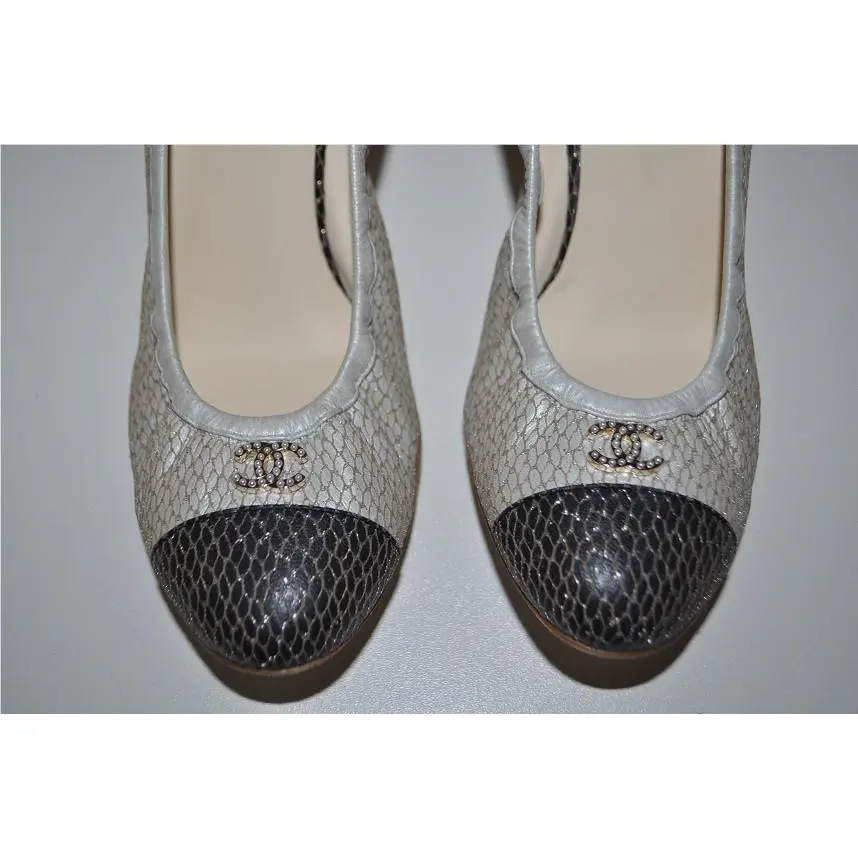 Chanel shoes - Beige, :: Black 2