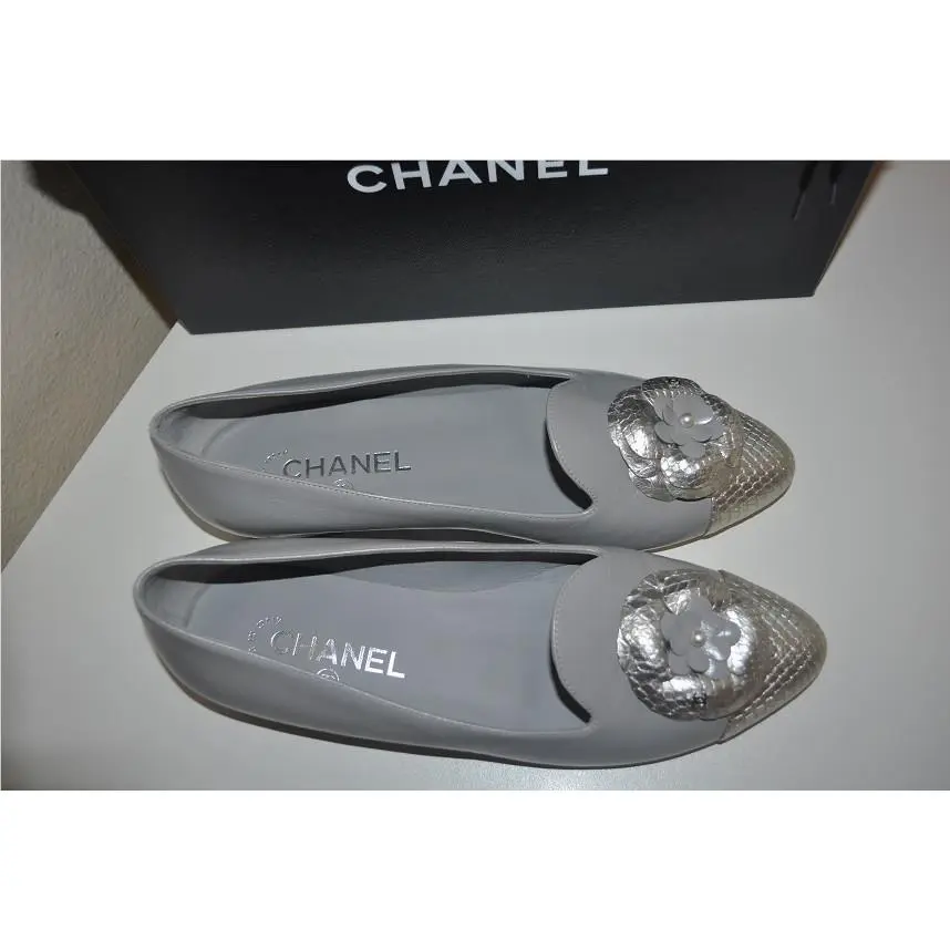 Chanel shoes - CHANEL Camellia - Camellia - Grey 3