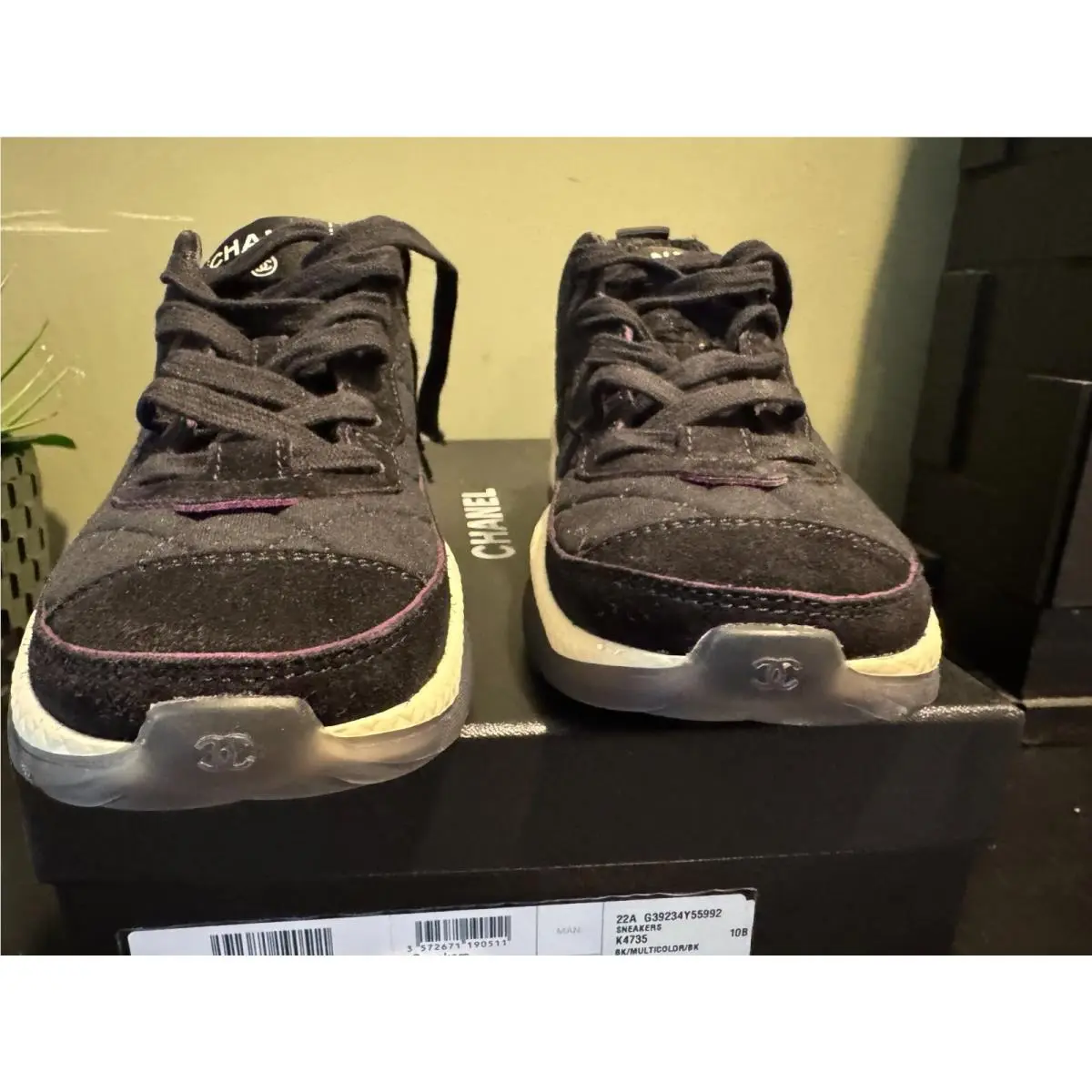 Chanel shoes - CHANEL Low Top - Low Top - Black 1