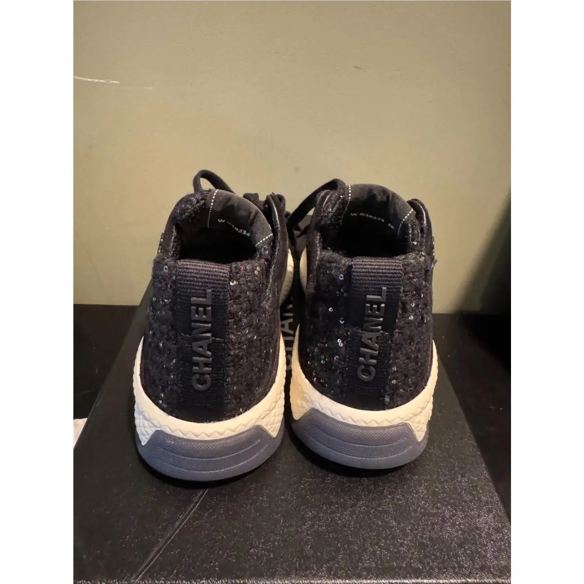 Chanel shoes - CHANEL Low Top - Low Top - Black 3
