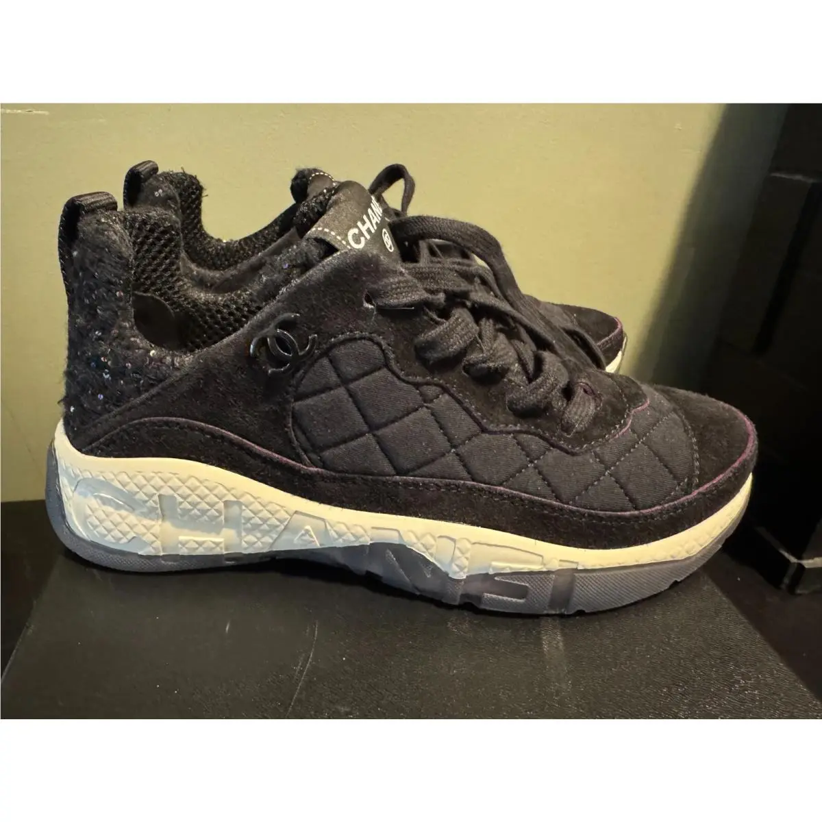 Chanel shoes - CHANEL Low Top - Low Top - Black 5