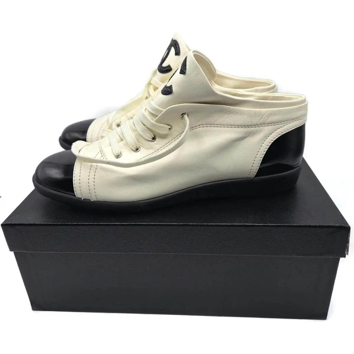 Chanel shoes - Chanel 14B - G25313Y01552 - White (UPC: 3572619424142) 7