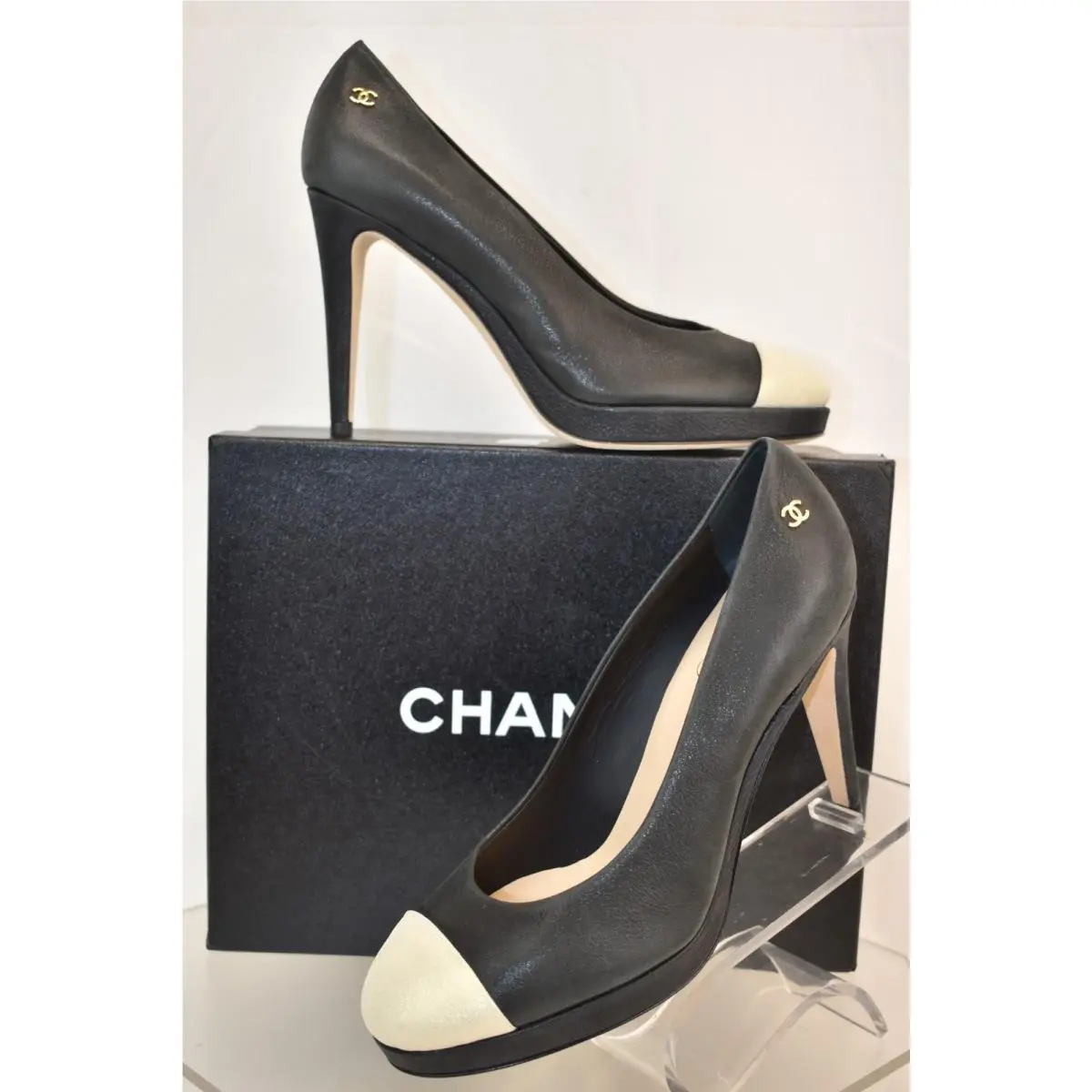 Chanel Black Buffalo Leather Gold Cap Toe CC Platform Heels Pumps 39.5