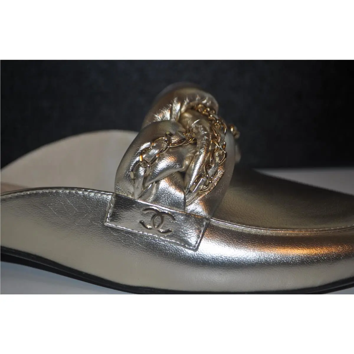 Chanel shoes - Gold (UPC: 3572639283316) 0