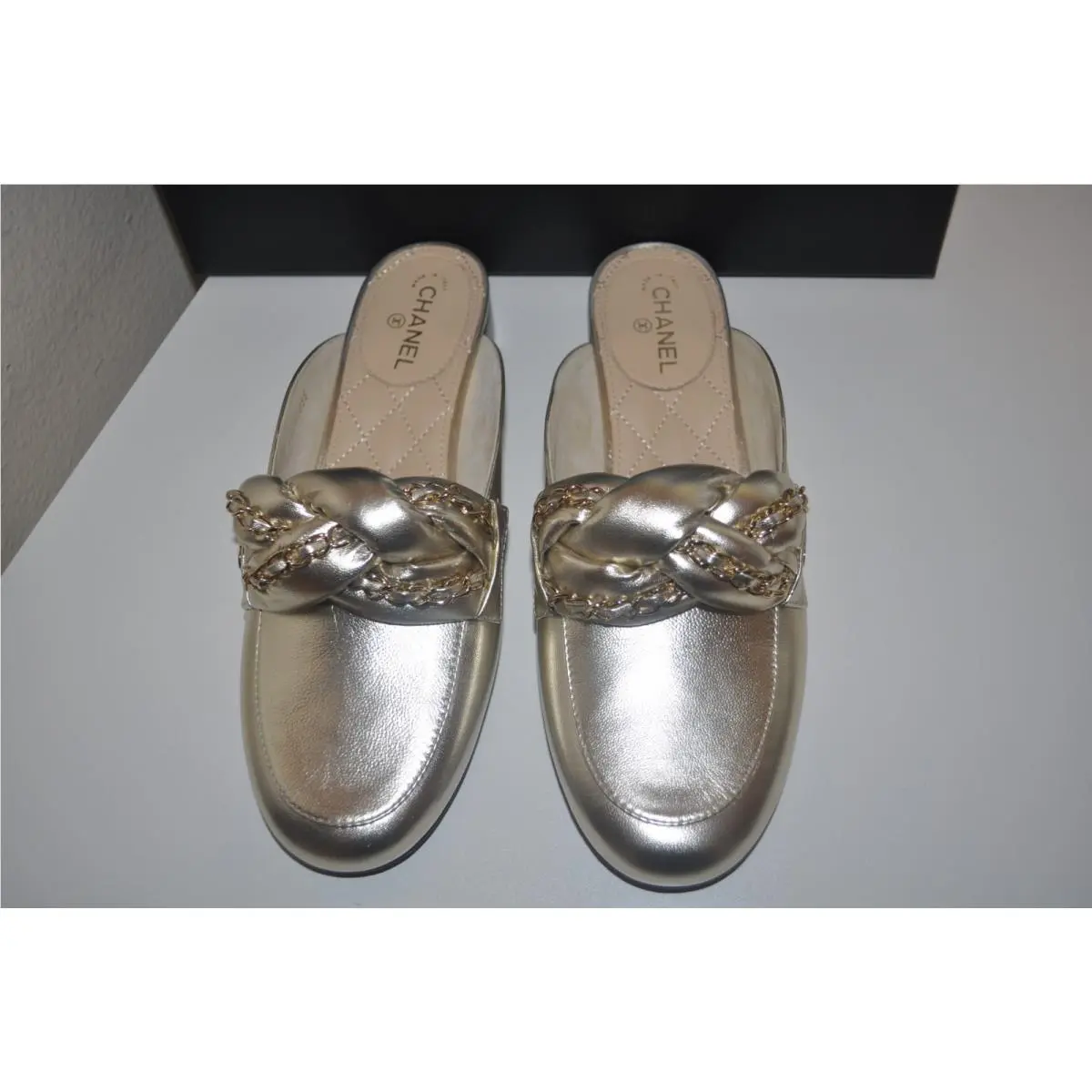 Chanel shoes - Gold (UPC: 3572639283316) 2