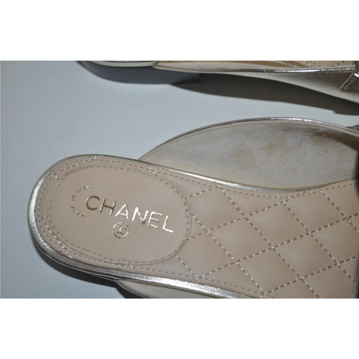 Chanel shoes - Gold (UPC: 3572639283316) 5