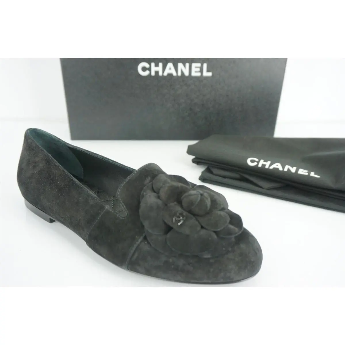 Chanel shoes - Camellia Loafer 17B - Camellia Loafer - Black - Black, Manufacturer: Black (UPC: 3572640049499) 1