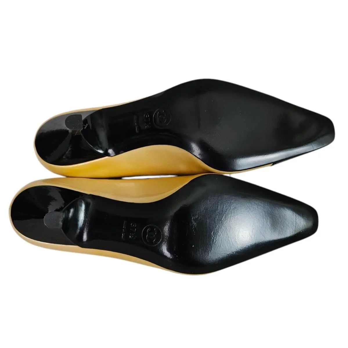 Chanel shoes - Yellow 8