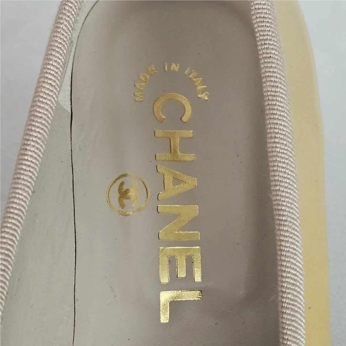 Chanel shoes - Yellow 9