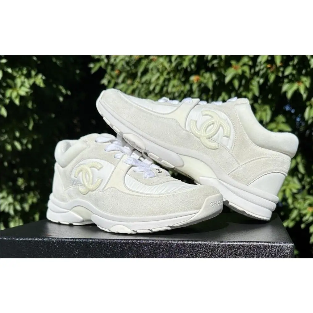 Chanel shoes - Chanel Sneaker - Sneaker - G34360 - White 2