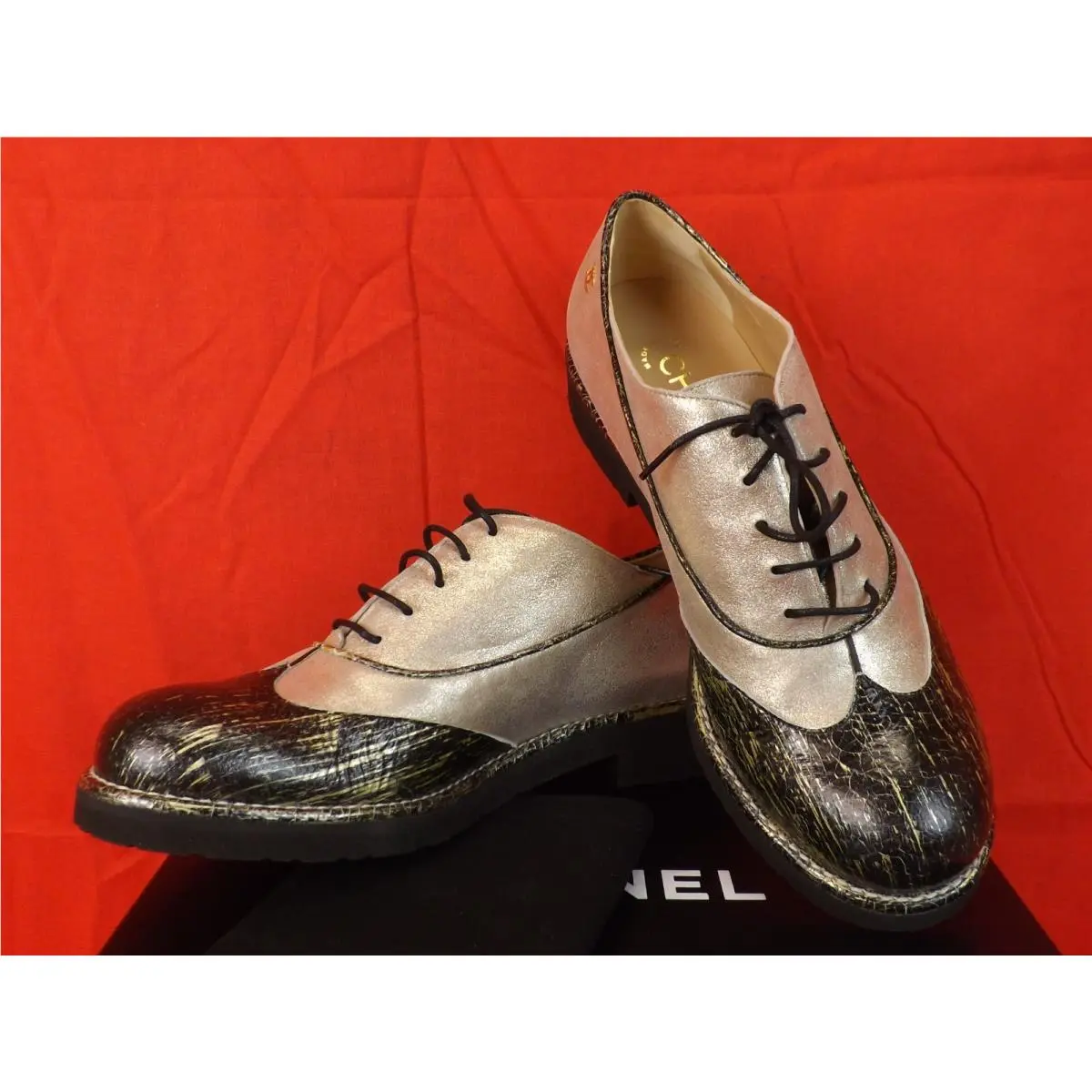 Chanel G31564 Two Tone Black Leather CC Logo Lace Oxfords 38