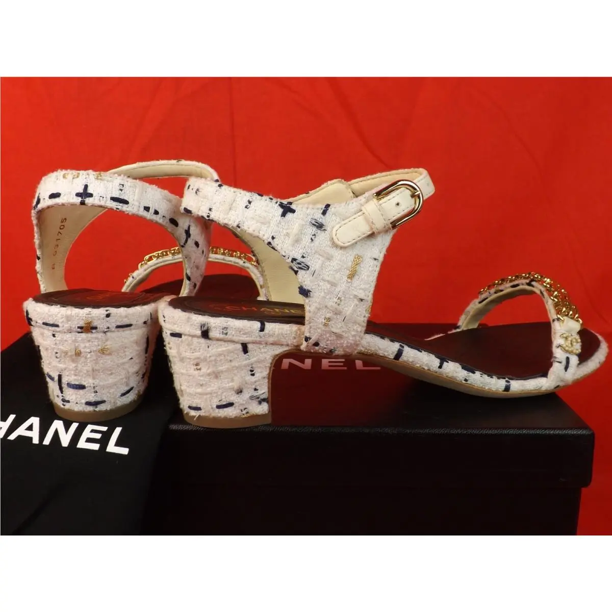 Chanel shoes - WHITE/ECRU/NAVY /GOLD (UPC: 3572635637779) 7