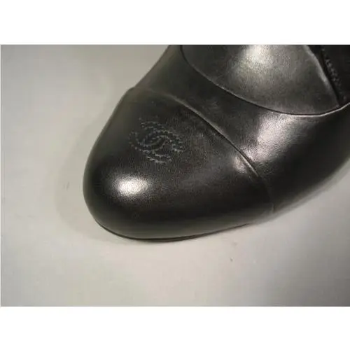 Chanel shoes - Chanel short boots - short boots - Black, 2: Silver heel with Chanel imprinted (UPC: 3572625318312) 4