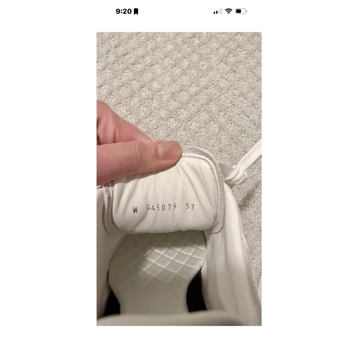 Chanel shoes - Chanel Sneaker - Sneaker - G33743-Y52849-K0730 - White, Manufacturer: White/Silver/Pink 1