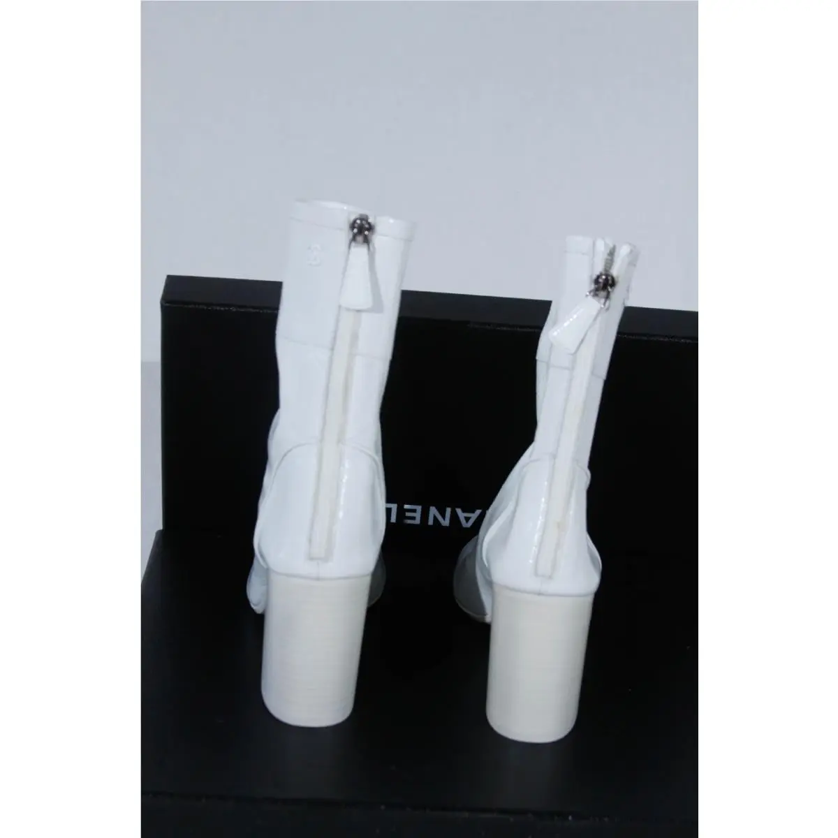 Chanel shoes - White 3