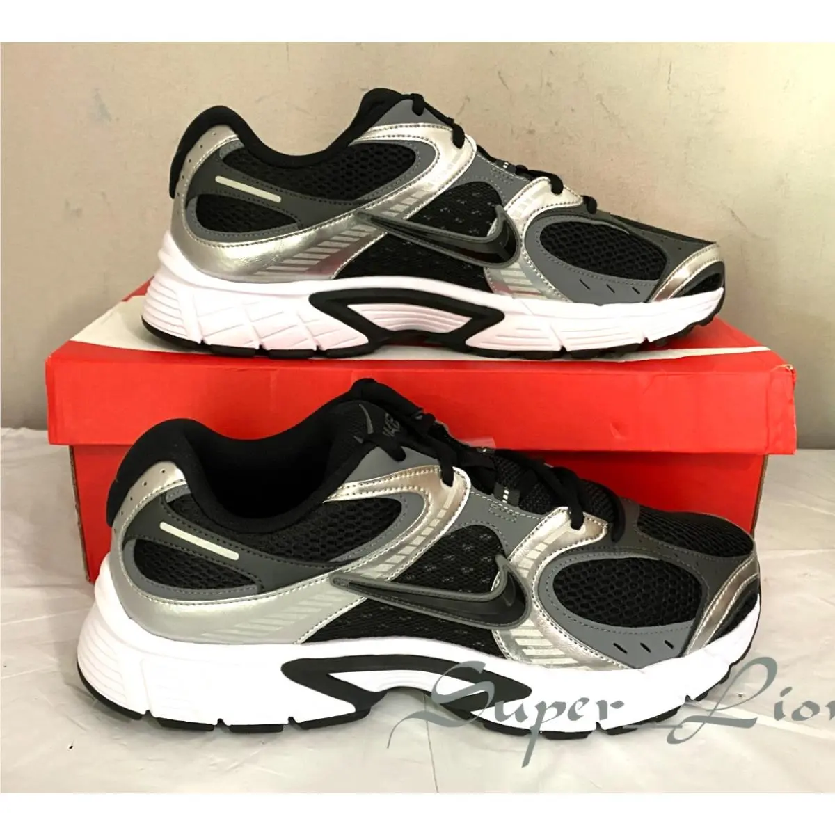 Nike shoes - Nike V5 RNR - RNR - HJ5228-004 - Black 10