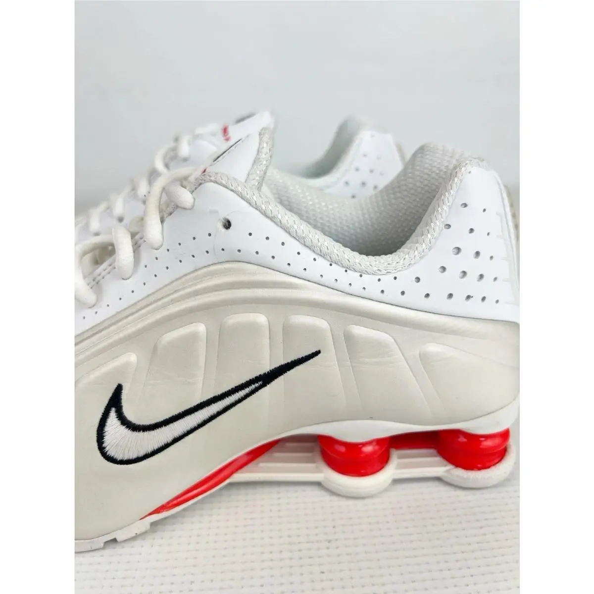 Nike shoes - Nike Shox R4 - Shox - White/White/Phantom 17