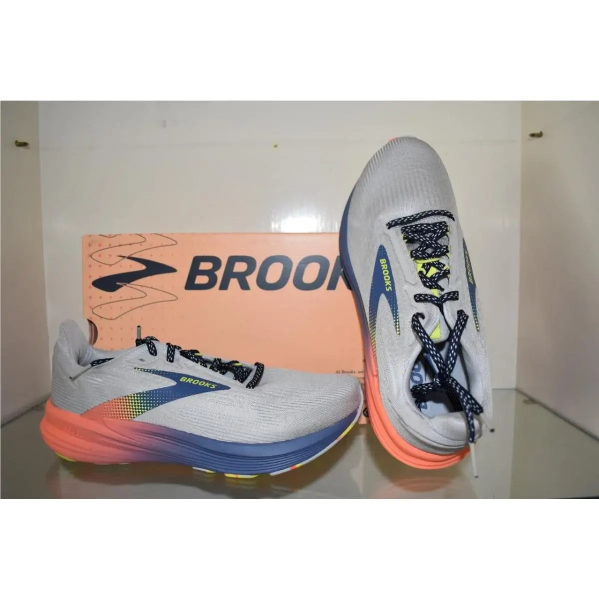 Brooks shoes - 1104681D087 - 110468 1D 087 - Gray 0