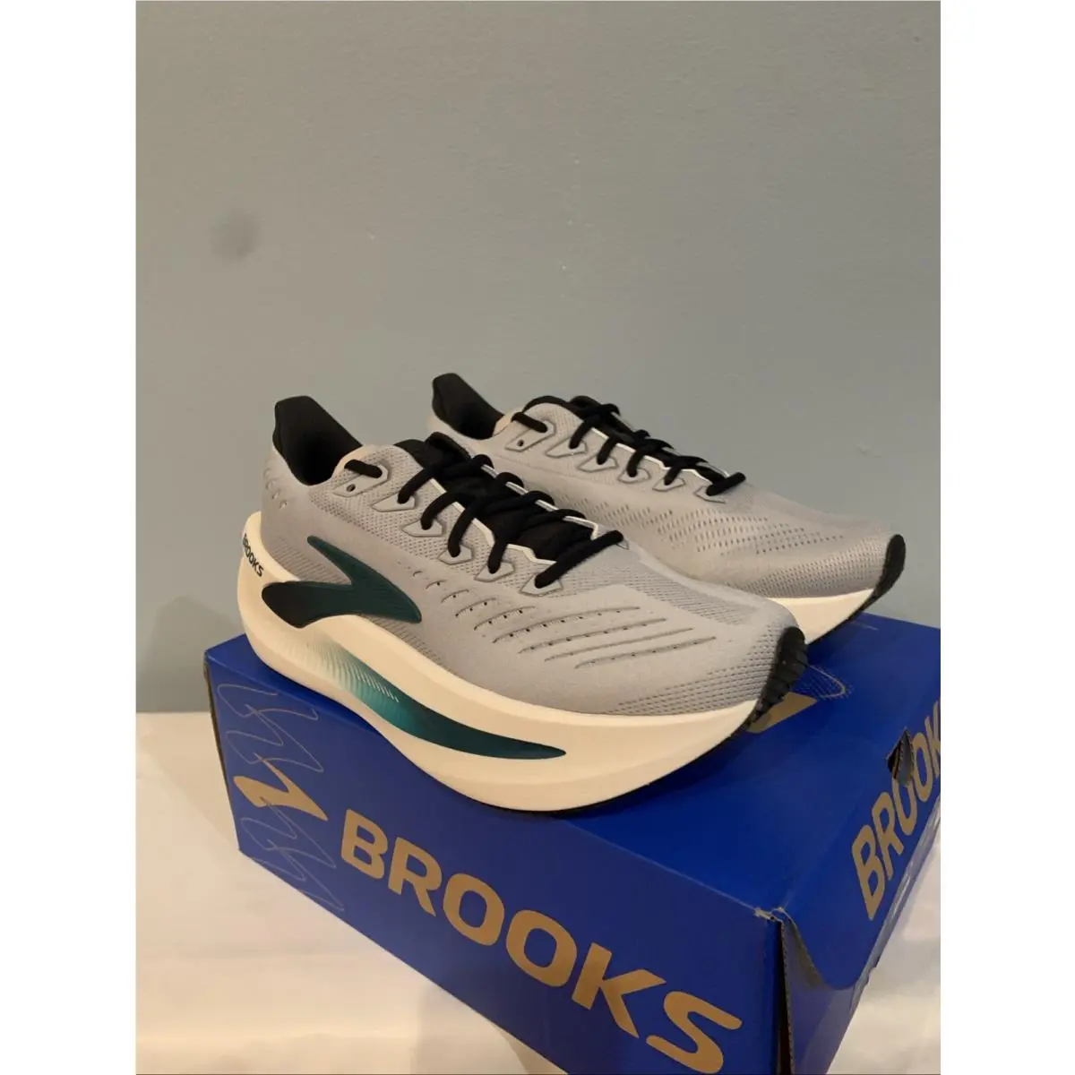 Brooks shoes - Brooks Ghost - Ghost - 110393-1D-098 - Gray 1