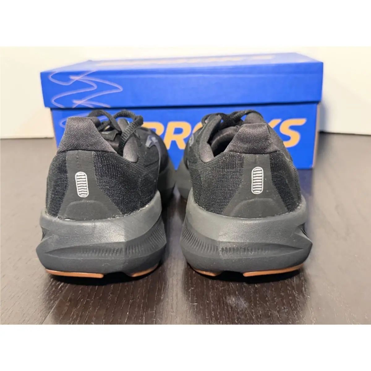 Brooks shoes - Brooks Revel - Revel - Black 6