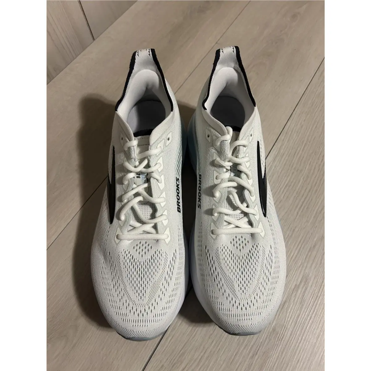 Brooks shoes - Brooks Adrenaline GTS 26 - Adrenaline GTS - 110509 1D 079 - White 0