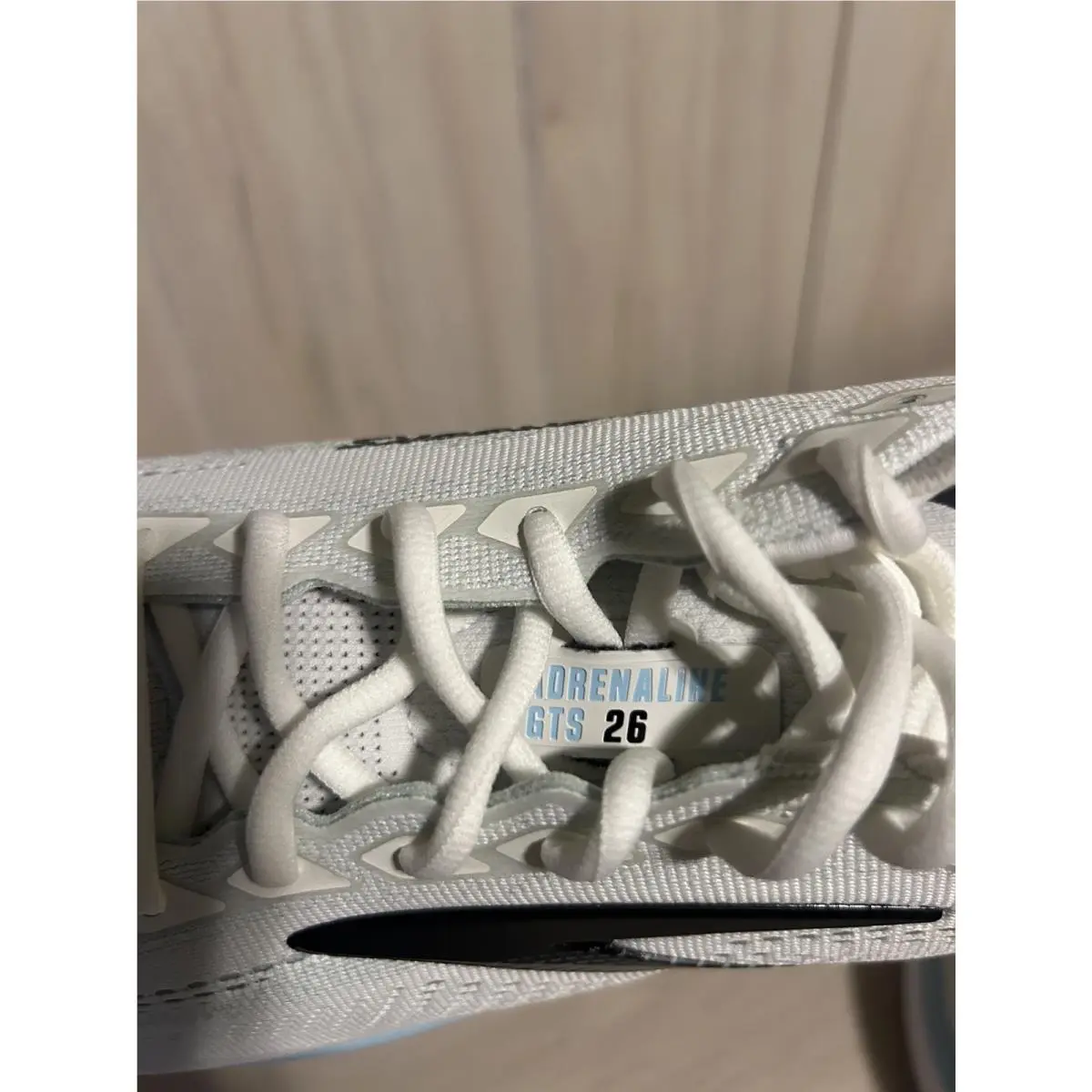 Brooks shoes - Brooks Adrenaline GTS 26 - Adrenaline GTS - 110509 1D 079 - White 3