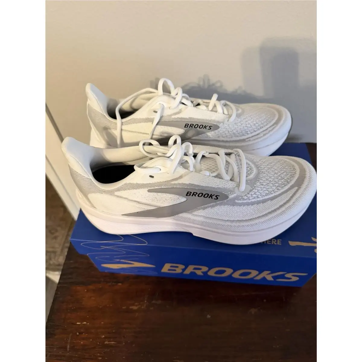 Brooks shoes - Revel - Revel - Silver 1