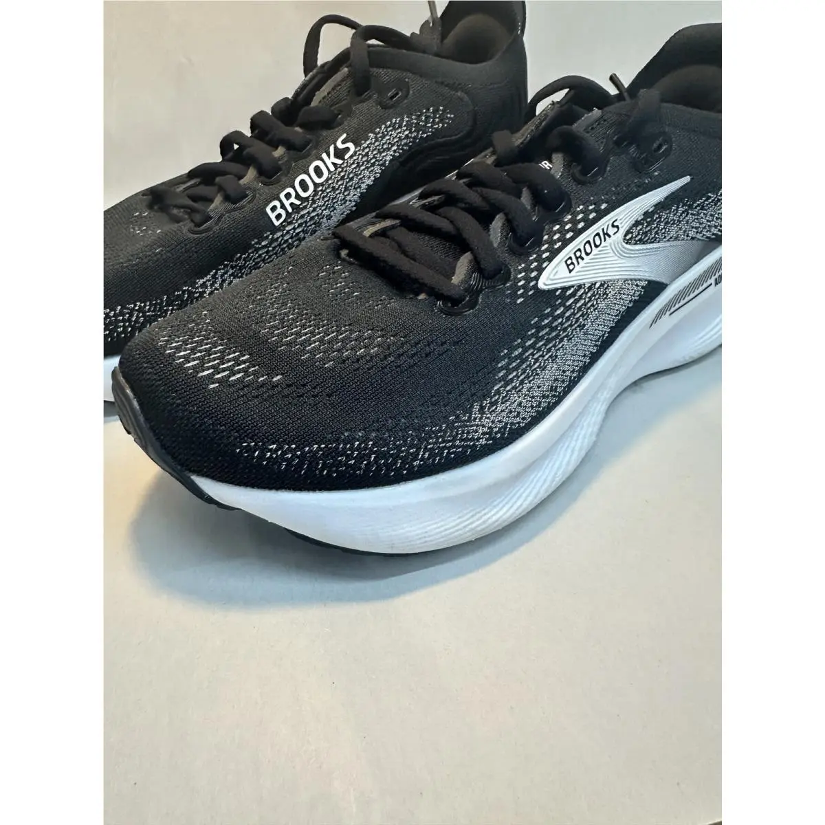 Brooks shoes - Adrenaline GTS - Adrenaline GTS - Black (UPC: 195394666830) 2