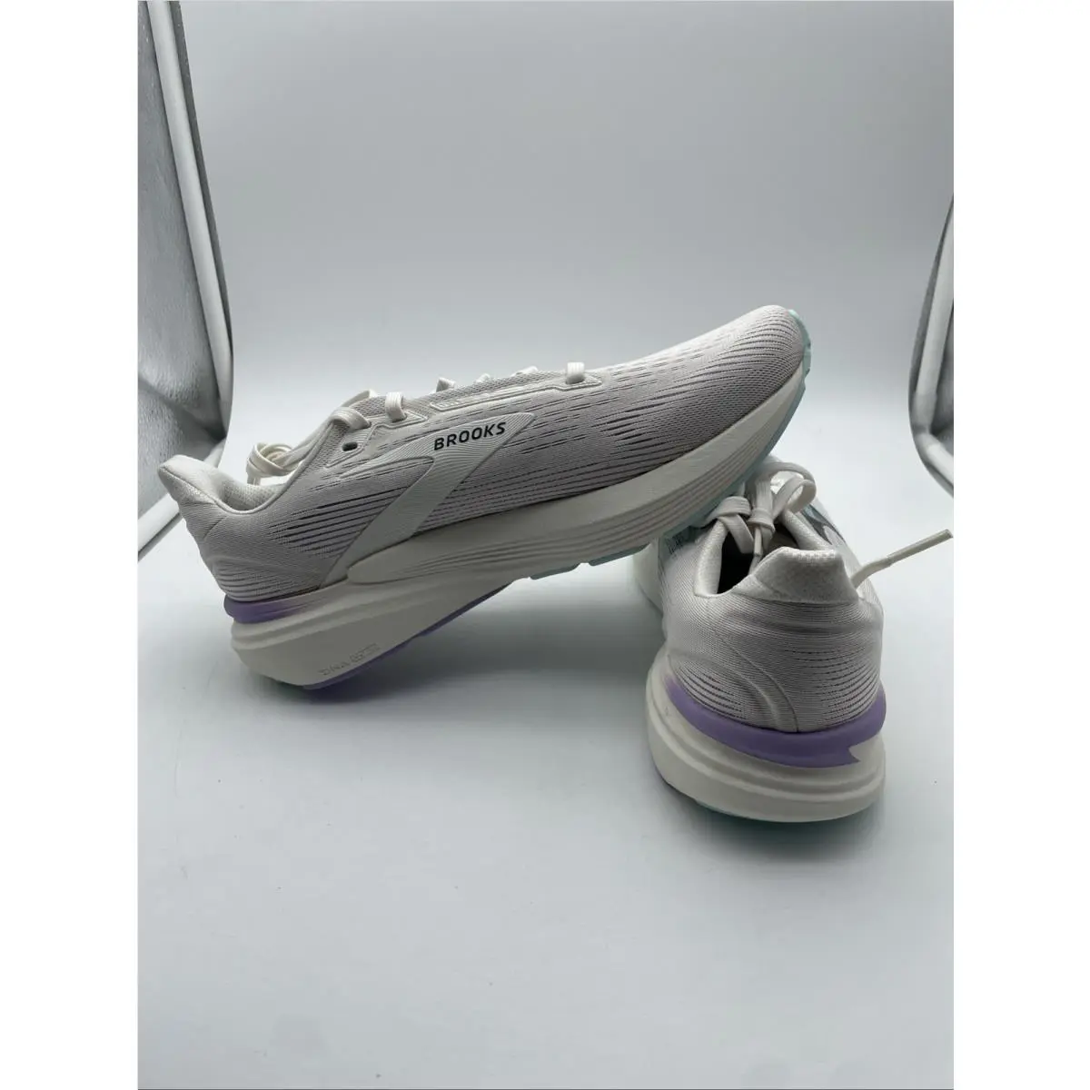 Brooks shoes - Brooks Revel 8 - Revel - 120456-1B-160 - Ivory (UPC: 195394685831) 3