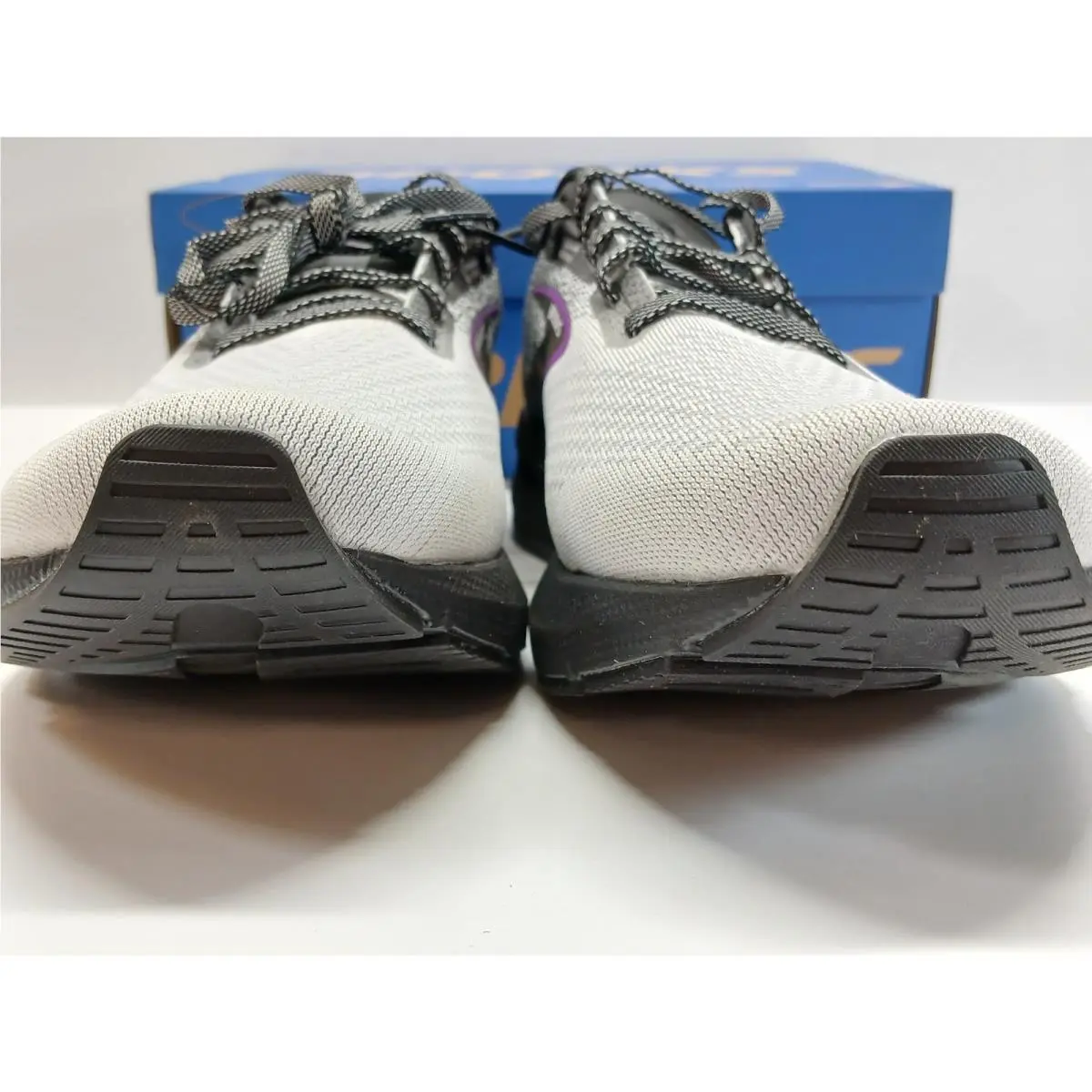 Brooks shoes - Brooks Launch GTS 10 Wide - 120399-1D-085 - Gray 4
