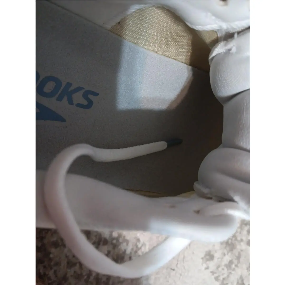 Brooks shoes - Brooks Ghost Max - Ghost Max - 1204851d173 - White 11