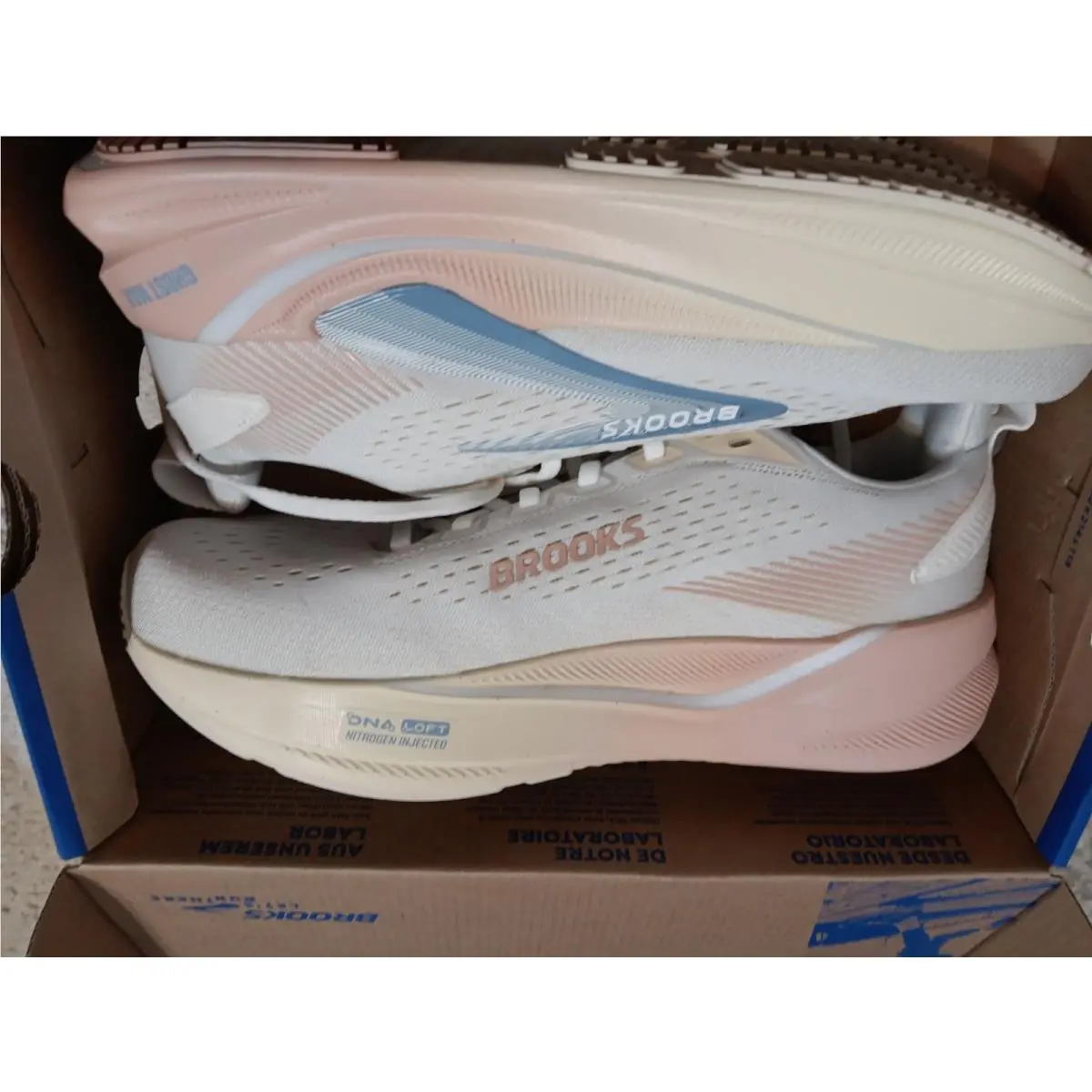 Brooks shoes - Brooks Ghost Max - Ghost Max - 1204851d173 - White 0
