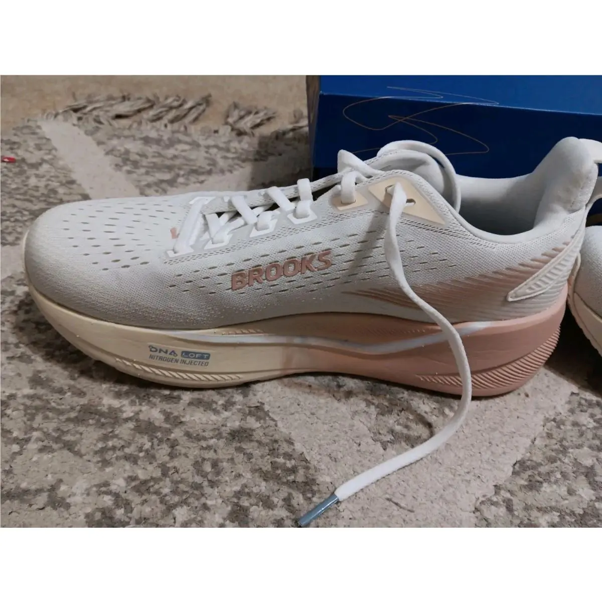 Brooks shoes - Brooks Ghost Max - Ghost Max - 1204851d173 - White 3