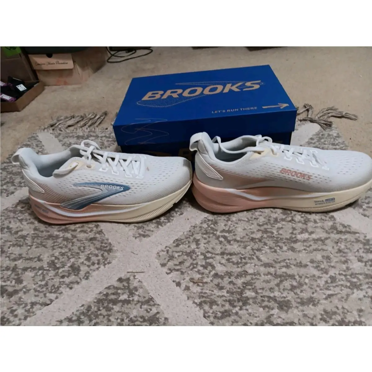 Brooks shoes - Brooks Ghost Max - Ghost Max - 1204851d173 - White 5