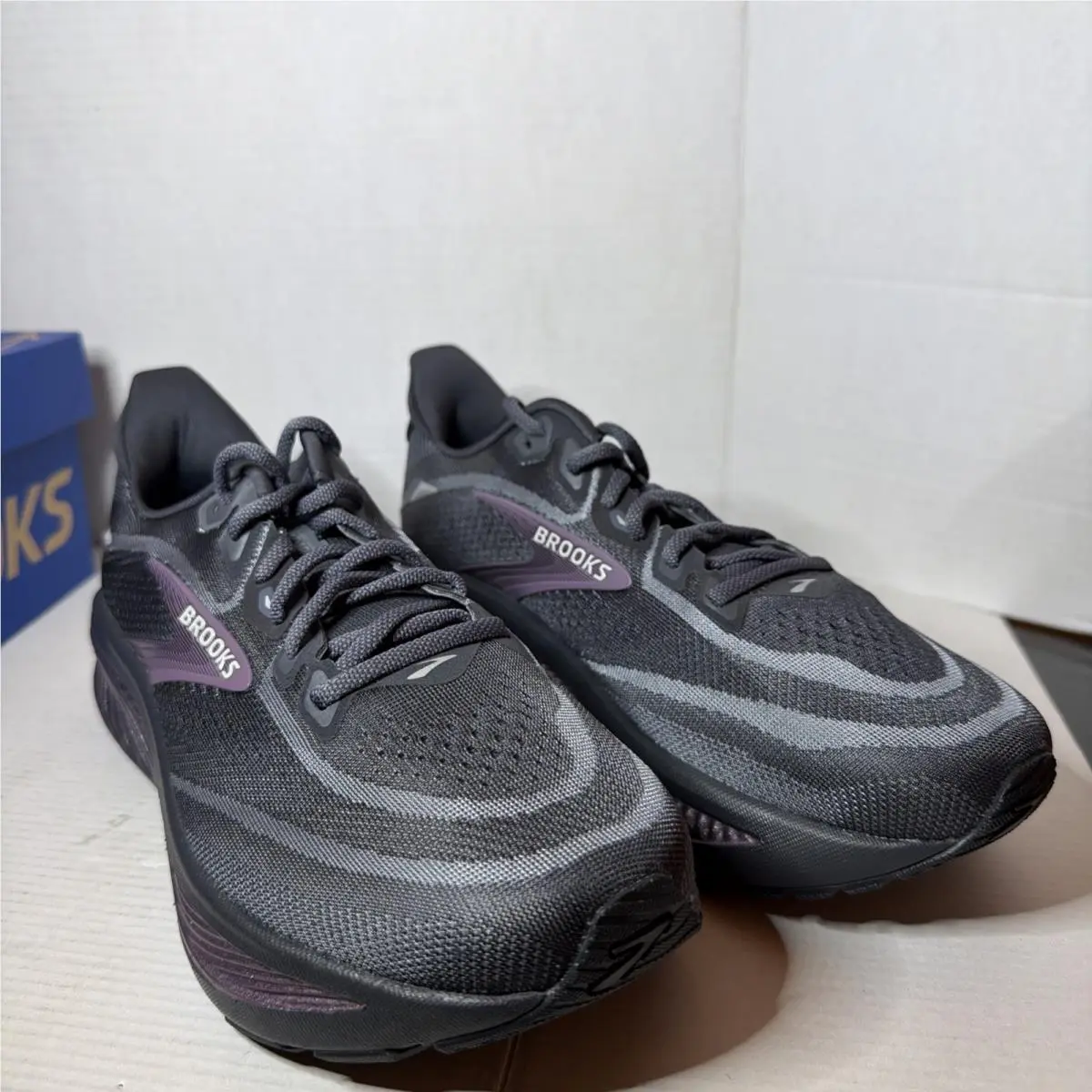 Brooks shoes - Brooks Ghost - Ghost - 120482 1D 058 - Ebony/Folkstone/Metallic 10