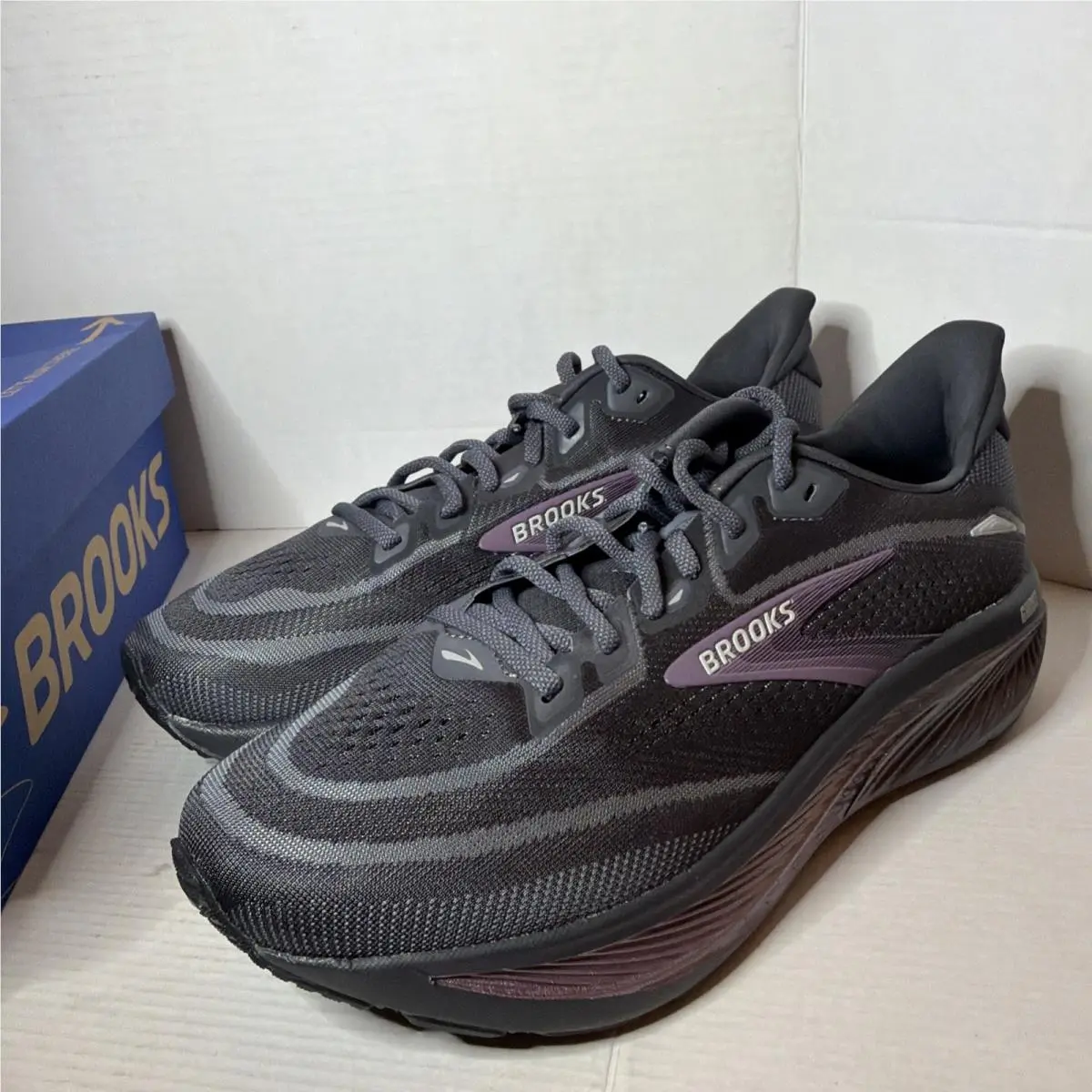 Brooks shoes - Brooks Ghost - Ghost - 120482 1D 058 - Ebony/Folkstone/Metallic 3
