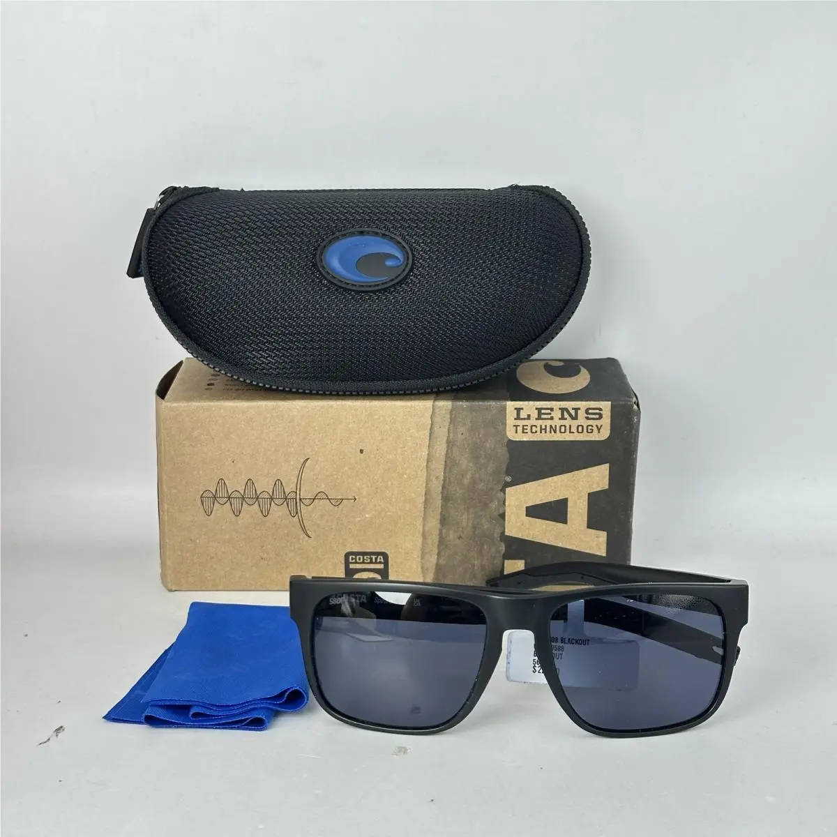 Mens Spearo Square 580P Polarized Sunglasses Black/gray by Costa Del Mar